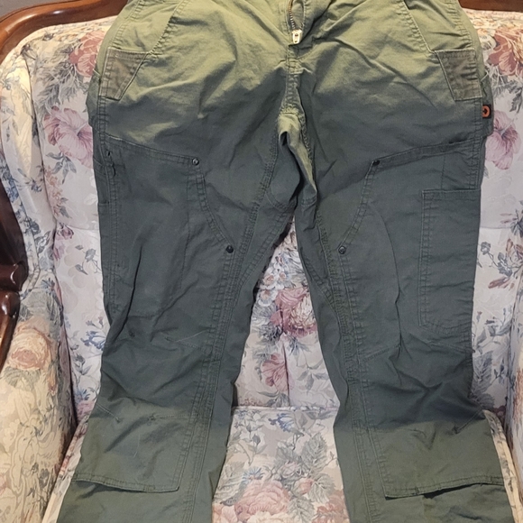 Dovetail Workwear Britt X Ultra Light Ripstop in Lichen Green - Picture 4 of 6